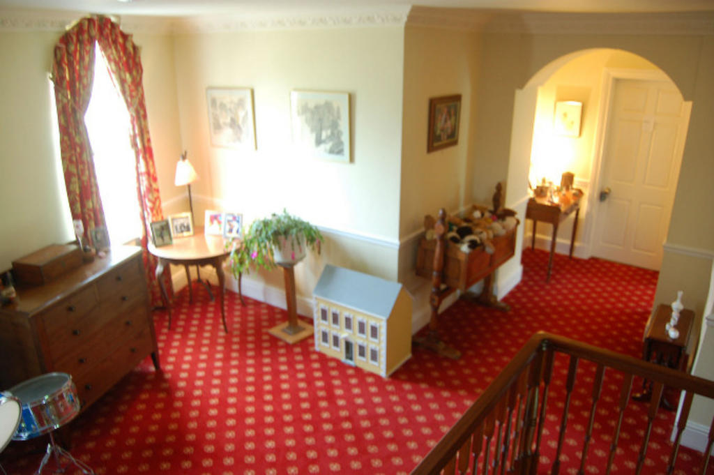 Clemenstone House B&B Cowbridge Exteriör bild